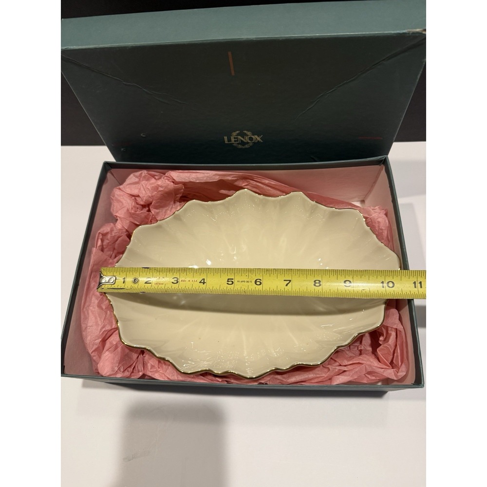 NIB Lenox Symphony 11" Scalloped Oval Centerpiece Serving Bowl 24K Gold Trim USA - Picture 7 of 9